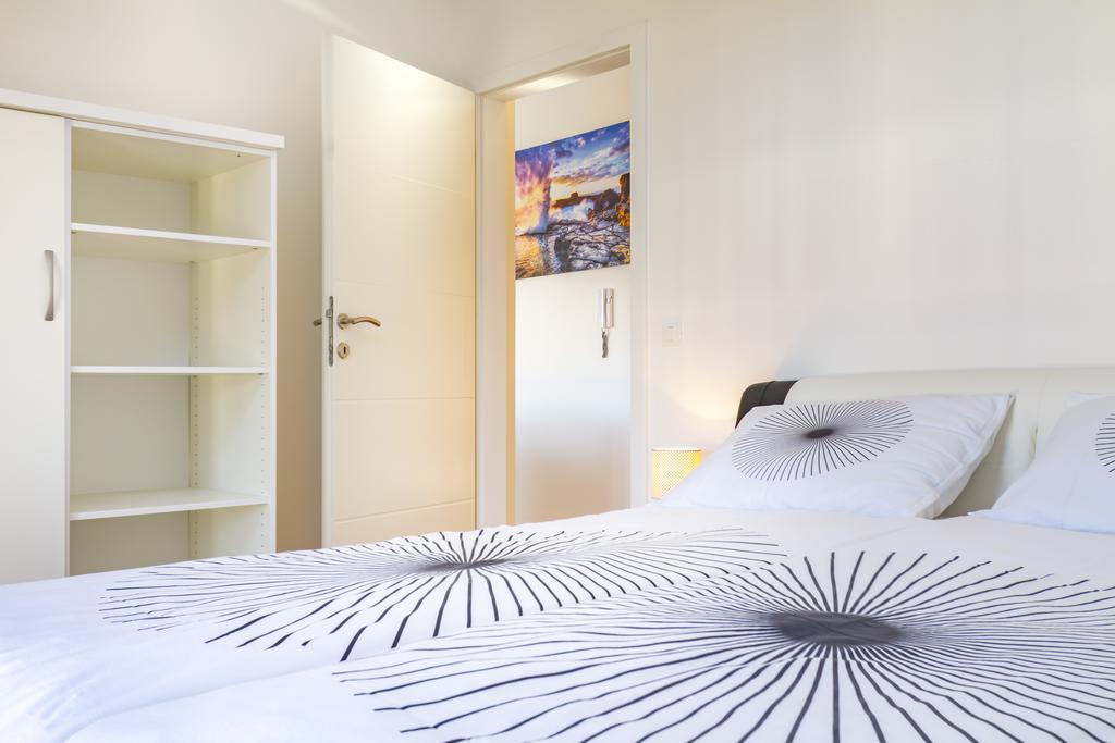 Villa Apartments Futura Vantacici Dış mekan fotoğraf