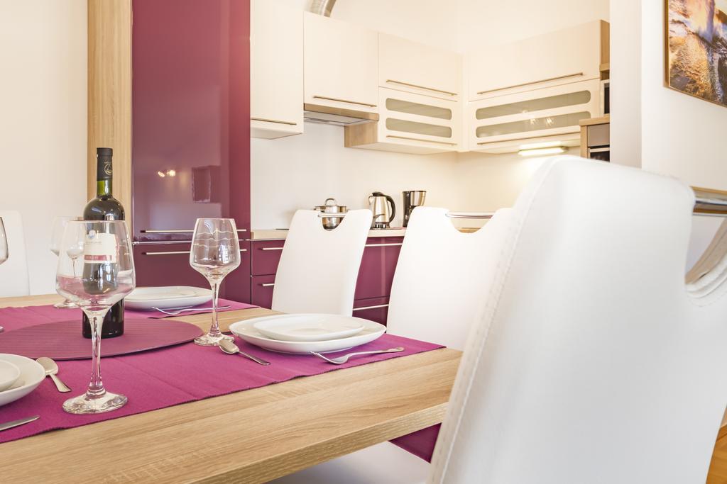 Villa Apartments Futura Vantacici Dış mekan fotoğraf