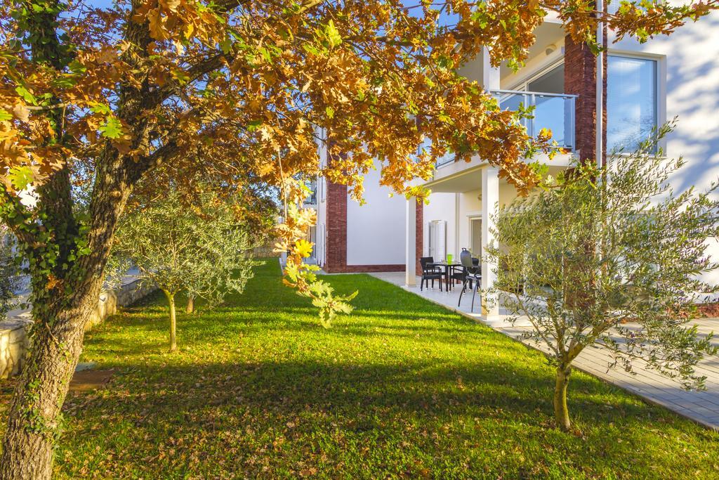 Villa Apartments Futura Vantacici Dış mekan fotoğraf