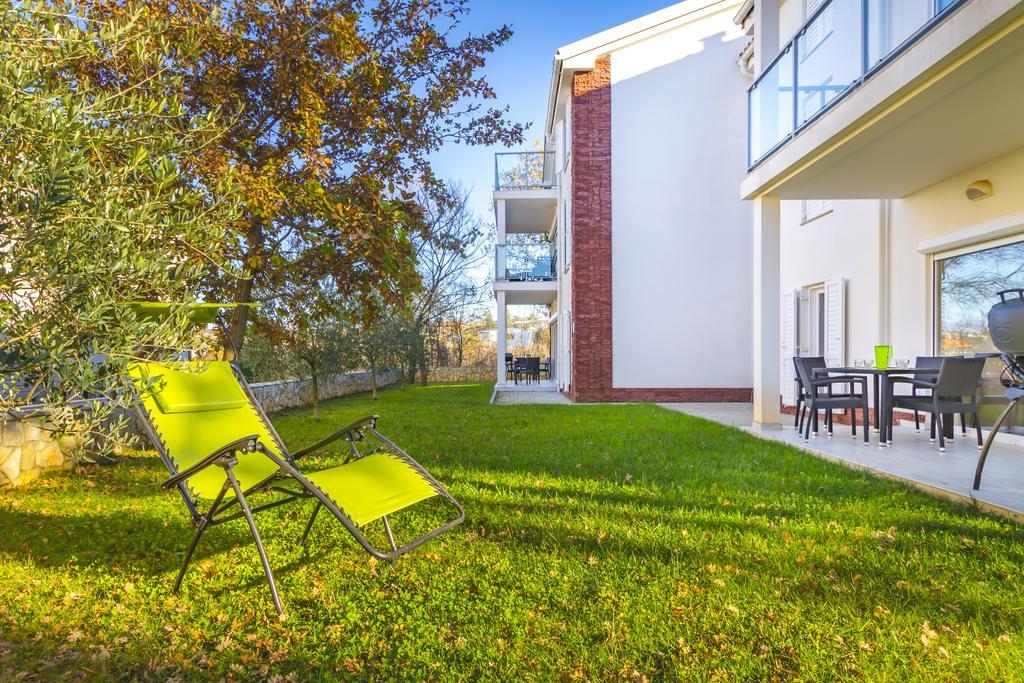Villa Apartments Futura Vantacici Dış mekan fotoğraf