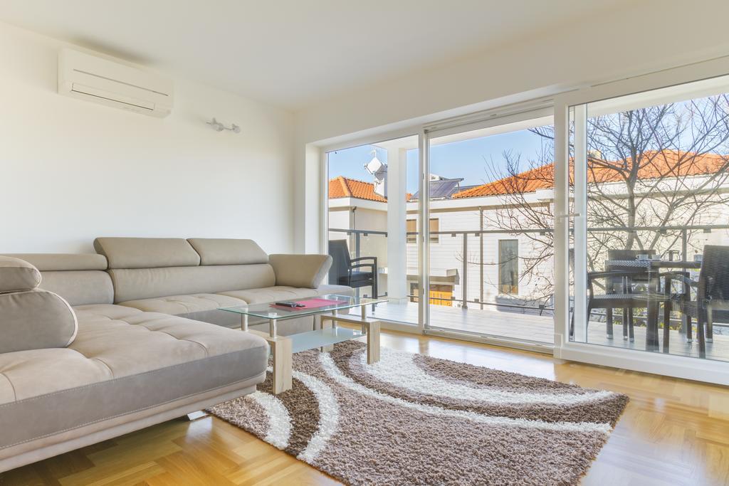 Villa Apartments Futura Vantacici Dış mekan fotoğraf