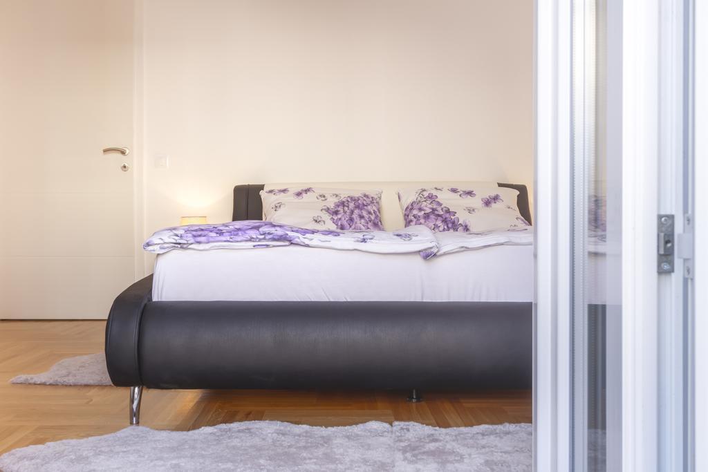 Villa Apartments Futura Vantacici Dış mekan fotoğraf